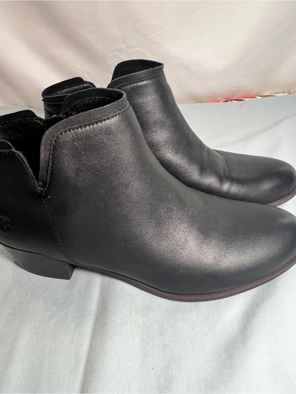 Women’s Black Leather Ankle Boots - Sleek Zip Closure
